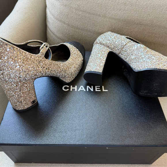 Chanel Gold and Black Women's Shoes - Picture 2 of 3
